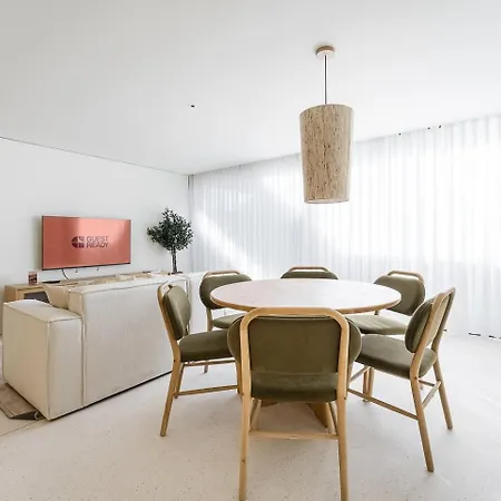 Guestready - Dpv - 6 Appartement Porto